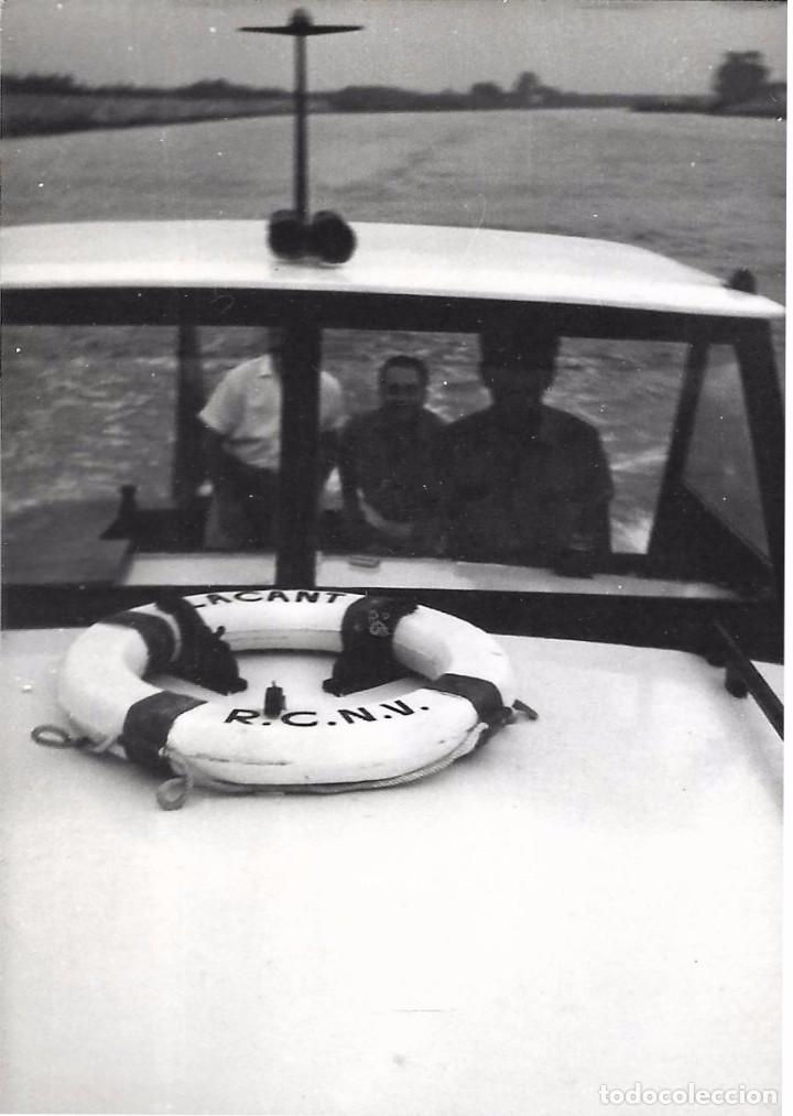 Alte Fotografie: ** AN572 - FOTOGRAFIA - AMIGOS EN UNA BARCA
