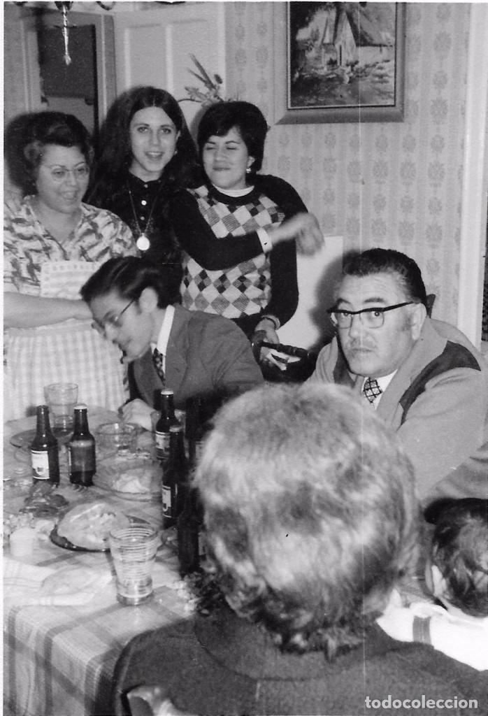 Alte Fotografie: ** AN641 - FOTOGRAFIA - GRUPO FAMILIAR EN UNA FIESTA