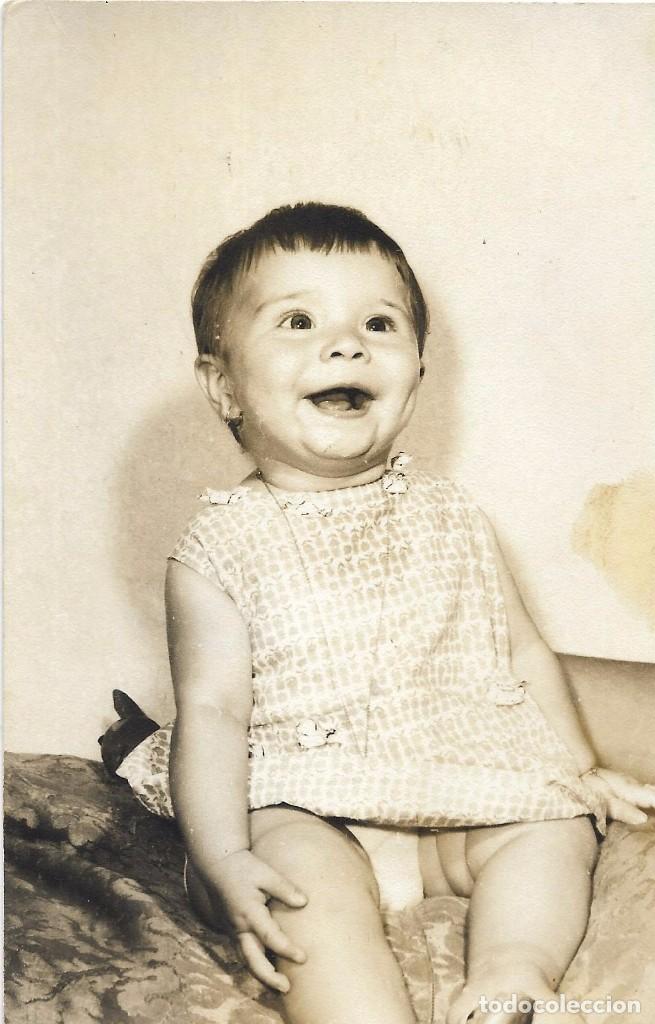 Alte Fotografie: ** AN647 - FOTOGRAFIA - BONITA NI&Ntilde;ITA - 1966