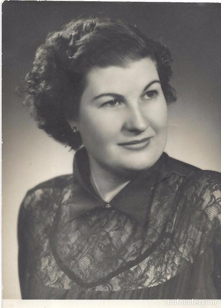 Fotografia antiga: ** AN726 - FOTOGRAFIA - GUAPA SE&Ntilde;ORA