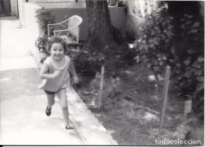 Antique Photography: ** R460 - FOTOGRAFIA - NI&Ntilde;ITA CORRIENDO