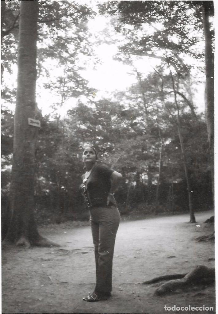 Fotografia antica: ** AN913 - FOTOGRAFIA - JOVEN EN EL CAMPO