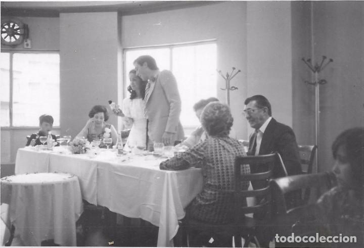 Fotograf&iacute;a antigua: :::: PN94 - FOTOGRAFIA - PAREJA DE NOVIOS EN SU BANQUETE DE BODAS