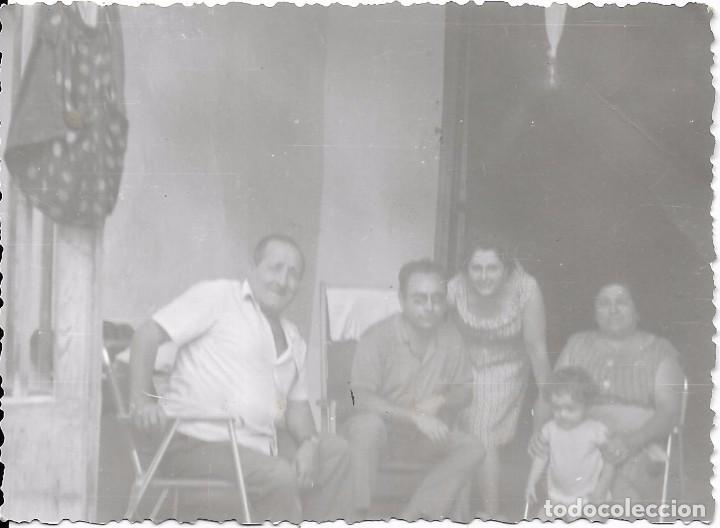 Fotografia antiga: :::: D614 - FOTOGRAFIA - GRUPO DE AMIGOS