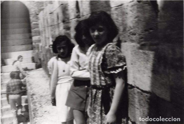 Fotografia antiga: == D91 - FOTOGRAFIA - TRES JOVENCITAS