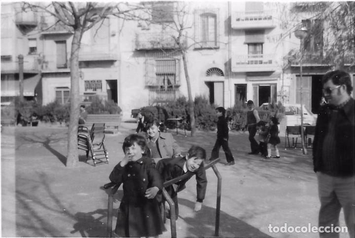 Fotografia antiga: *** D64 - FOTOGRAFIA - NI&Ntilde;OS EN UN PARQUE