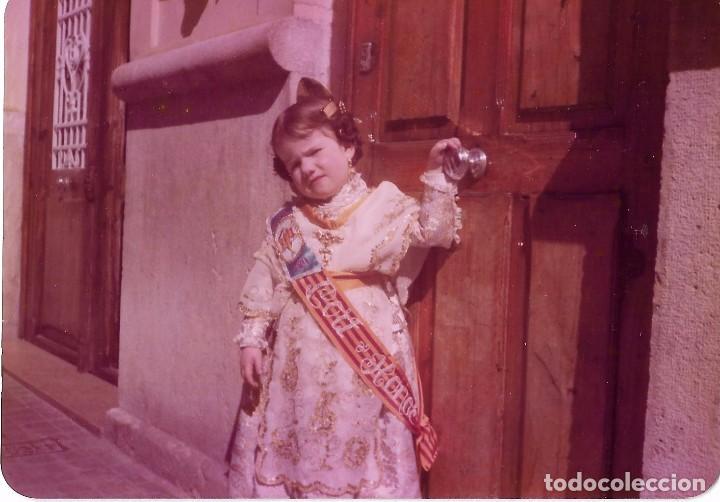 Fotografia antiga: :::: K90 - FOTOGRAFIA - PEQUE&Ntilde;A FALLERA