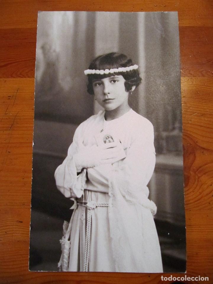 Fotograf&iacute;a antigua: Antigua Fotografia ni&ntilde;a primera comunion 34x19cm