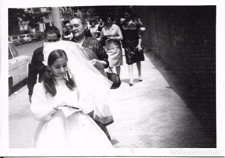 Fotografia antiga: == C734 - FOTOGRAFIA - JOVENCITA DE PRIMERA COMUNION