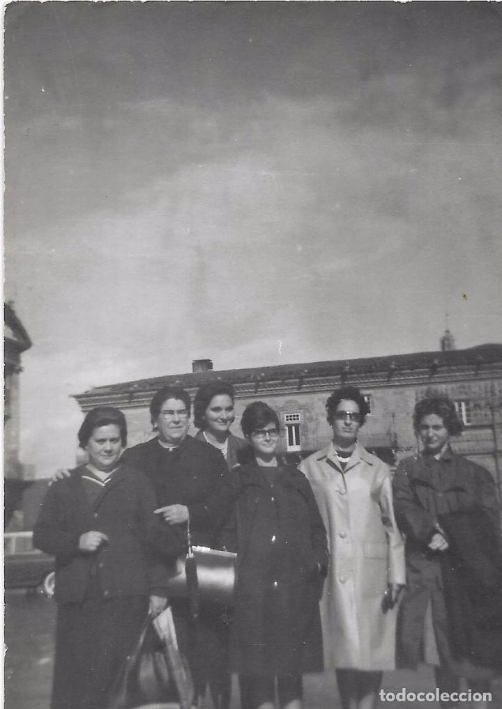 Fotografia antiga: == C135 - FOTOGRAFIA - GRUPO DE AMIGAS