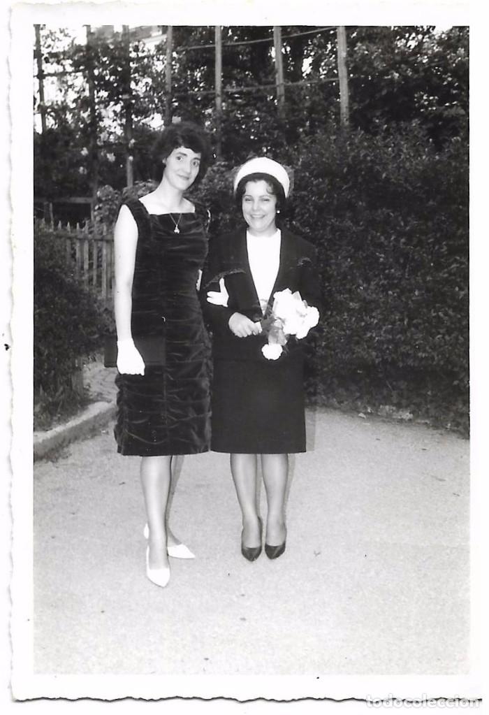 Fotografia antiga: == F764 - FOTOGRAFIA - DOS AMIGAS