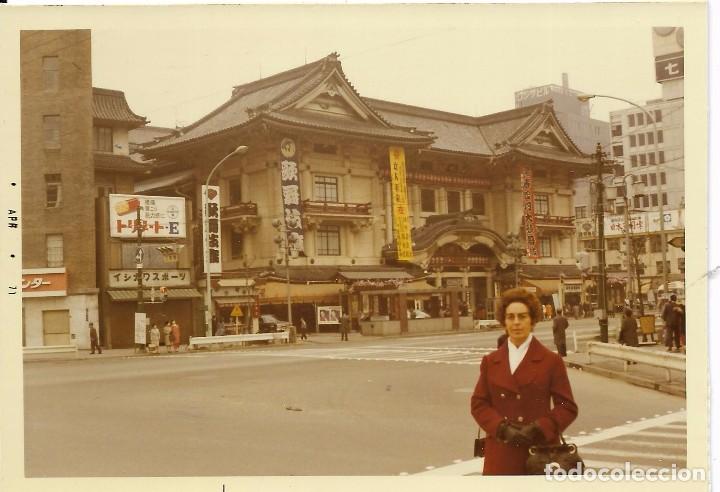 Fotografia antiga: *** QA84 - FOTOGRAFIA - SE&Ntilde;ORA EN UN BONITO PAISAJE - JAPON