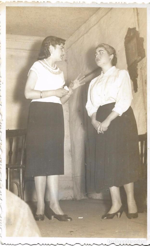 Fotografia antiga: *** QA25 - FOTOGRAFIA - DOS AMIGAS