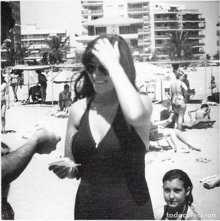 Fotografia antica: ** AM54 - FOTOGRAFIA - JOVEN EN LA PLAYA