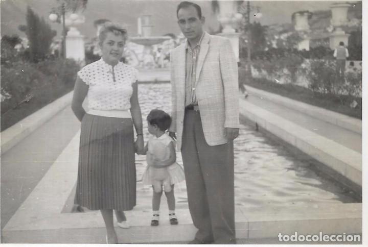 Fotografia antiga: ** T894 - FOTOGRAFIA - PAREJA CON UNA NI&Ntilde;ITA