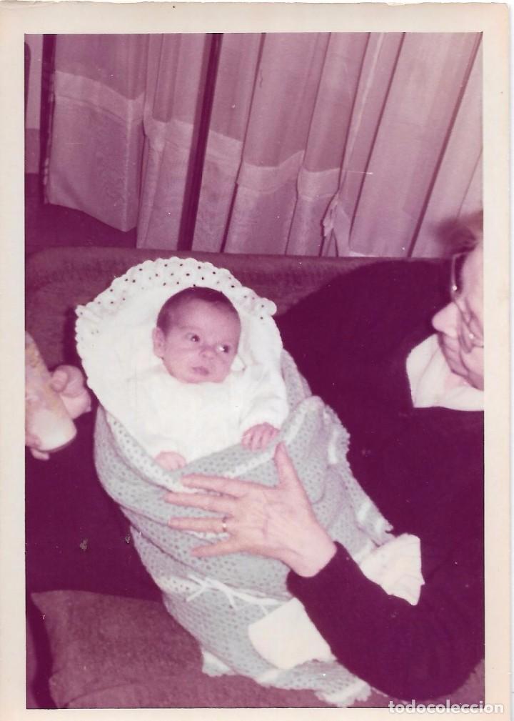 Fotograf&iacute;a antigua: ^^^ AM334 - FOTOGRAFIA - SE&Ntilde;ORA CON UN BEB&Eacute; EN BRAZOS