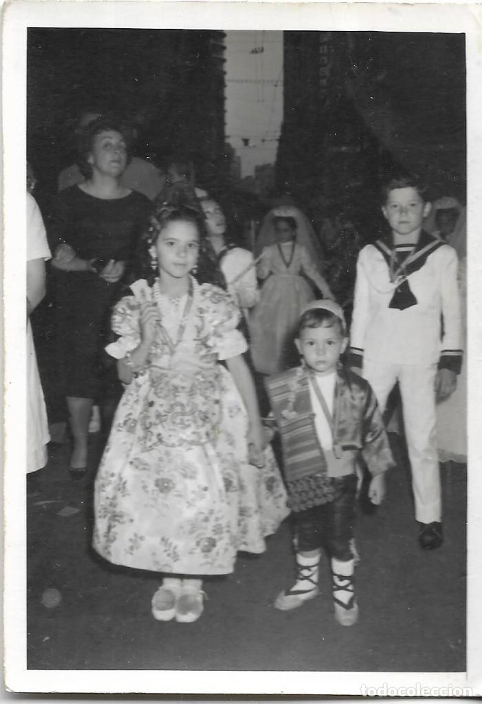 Antique Photography: == AD488 - FOTOGRAFIA - PAREJA DE FALLERITOS Y NI&Ntilde;OS DE PRIMERA COMUNION