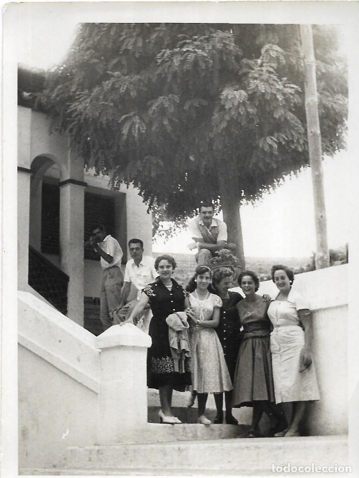 Fotograf&iacute;a antigua: == AD392 - FOTOGRAFIA - GRUPO DE AMIGOS
