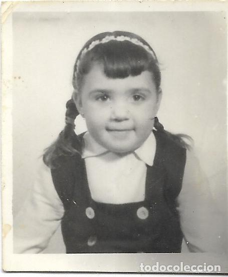 Alte Fotografie: ** FA855 - FOTOGRAFIA PEQUE&Ntilde;O FORMATO - BONITA NI&Ntilde;ITA - 4,5 X 4 CM.