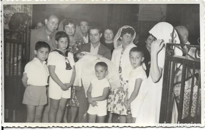 Fotografia antica: *** CC151 - FOTOGRAFIA - GRUPO DE GENTE EN UN BAUTIZO