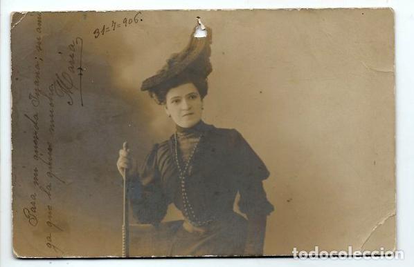 Alte Fotografie: 28140- EXTRAORDINARIA FOTO-POSTAL ANTIGUA - UNA DAMA  -FOTO- COMPA&Ntilde;Y- FUENCARRAL-MADRID del  1906