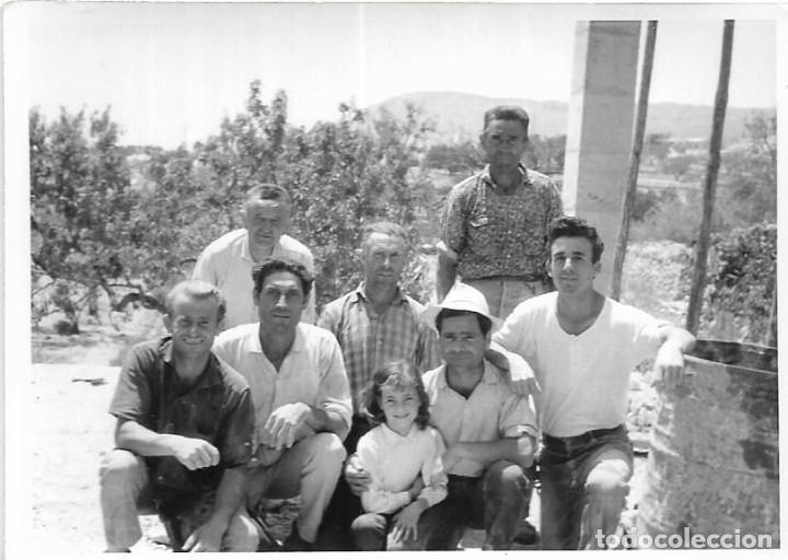 Fotografia antiga: == AF742 - FOTOGRAFIA - GRUPO DE AMIGOS