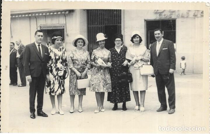 Fotograf&iacute;a antigua: *** FF218 - FOTOGRAFIA - GRUPO DE AMIGOS - 17,5 X 11,5 CM.