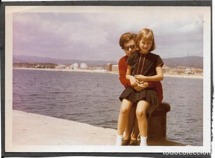 Antique Photography: *** AF652 - FOTOGRAFIA - SE&Ntilde;ORA Y JOVENCITA JUNTO AL MAR