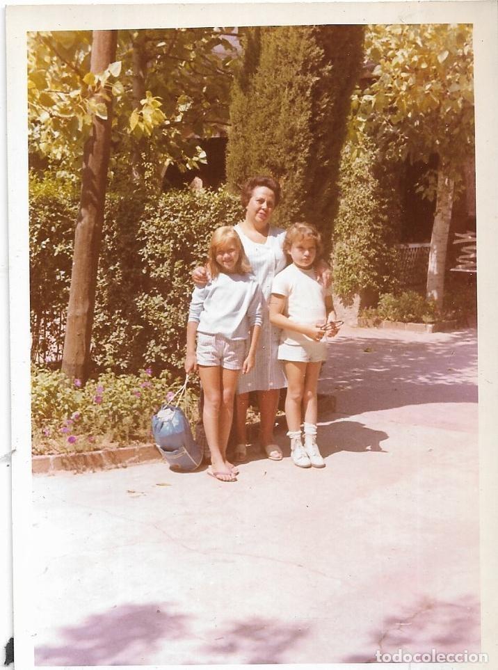 Fotografia antica: *** AF654 - FOTOGRAFIA - SE&Ntilde;ORA CON DOS JOVENCITAS