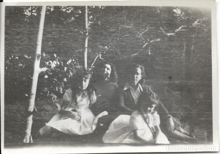 Fotografia antica: == AF923 - FOTOGRAFIA - DOS AMIGAS CON SUS NI&Ntilde;AS