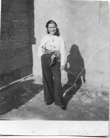 Antique Photography: == FP760 - FOTOGRAFIA PEQUE&Ntilde;O FORMATO - BONITA JOVEN - 6 X 4,5 CM.