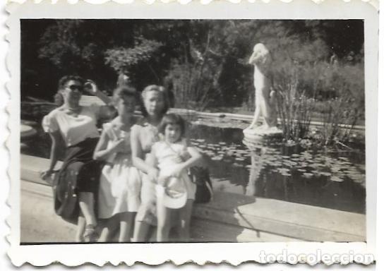 Fotograf&iacute;a antigua: == FP771 - FOTOGRAFIA PEQUE&Ntilde;O FORMATO - SE&Ntilde;ORAS CON SUS NI&Ntilde;OS - 6,8 X 4,7 CM.
