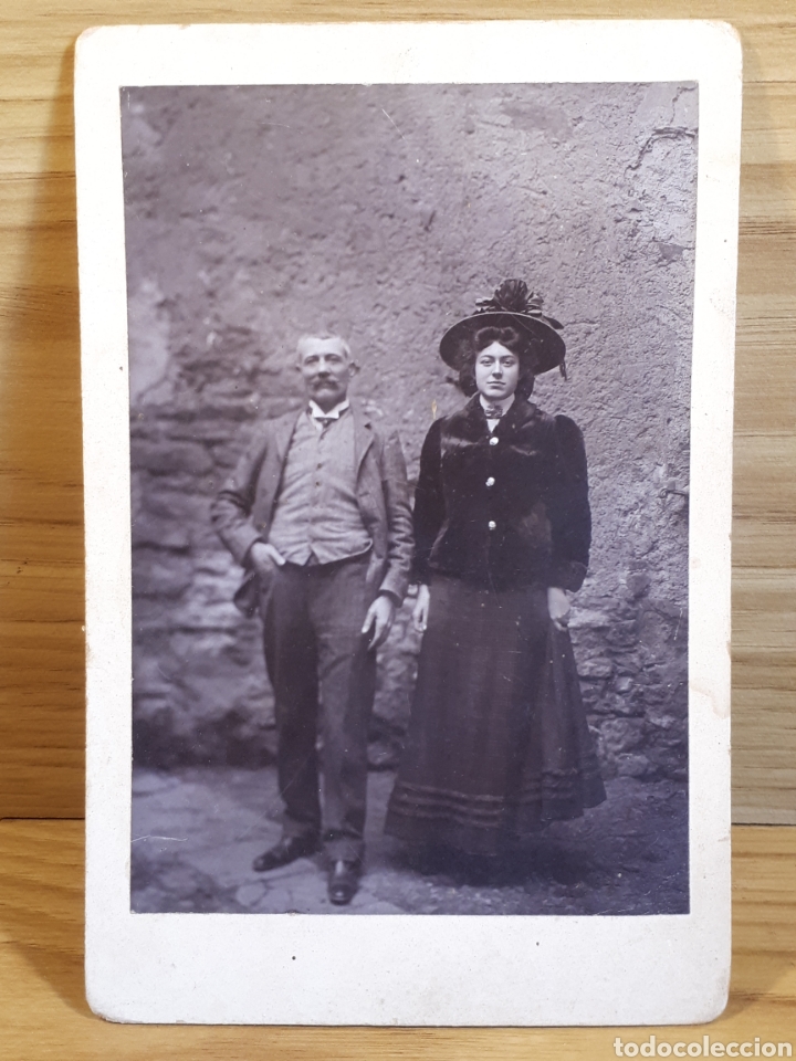 Fotograf&iacute;a antigua: Curiosa Fotografia art&iacute;stica, desenfocada, Posado de padre e hija, Francia