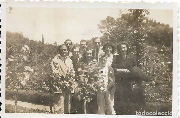 Fotografia antiga: == F189 - FOTOGRAFIA - GRUPO DE AMIGOS