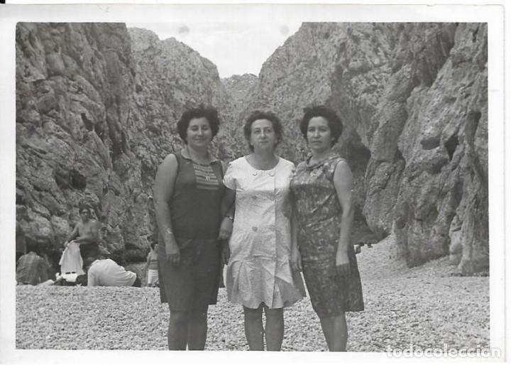 Fotografia antiga: == MM970 - FOTOGRAFIA - TRES AMIGAS