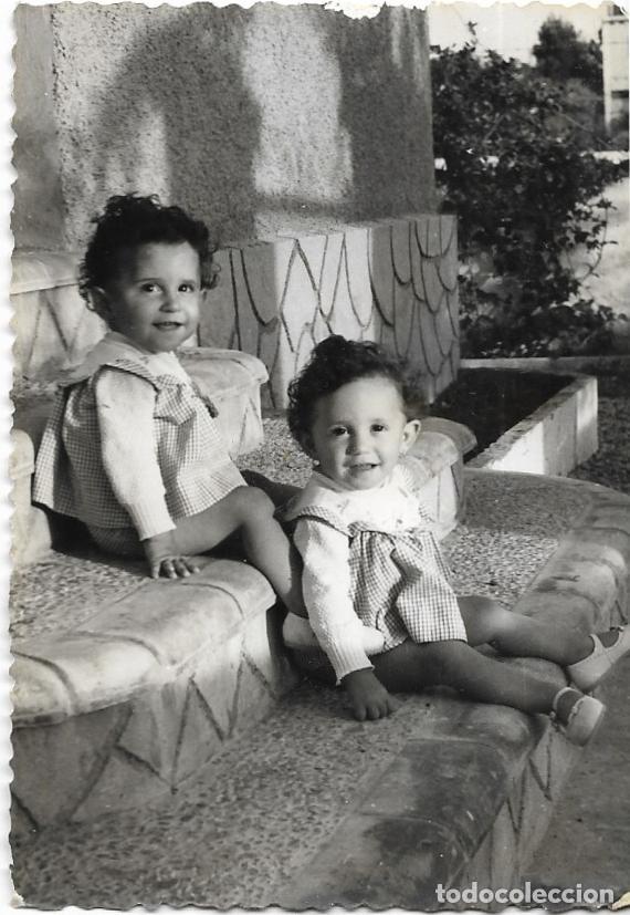 Fotografia antiga: == MM984 - FOTOGRAFIA - DOS PRECIOSAS NI&Ntilde;ITAS