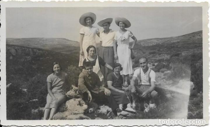 Fotografia antiga: == F205 - FOTOGRAFIA - GRUPO DE AMIGOS
