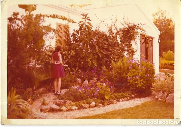 Antique Photography: == EE627 - FOTOGRAFIA - JOVEN EN UN JARDIN