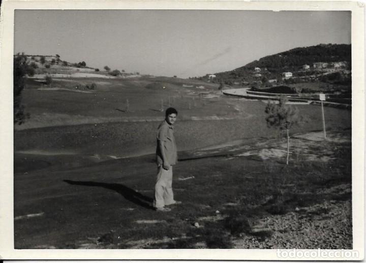 Antique Photography: == F256 - FOTOGRAFIA - JOVEN EN UN BONITO PAISAJE
