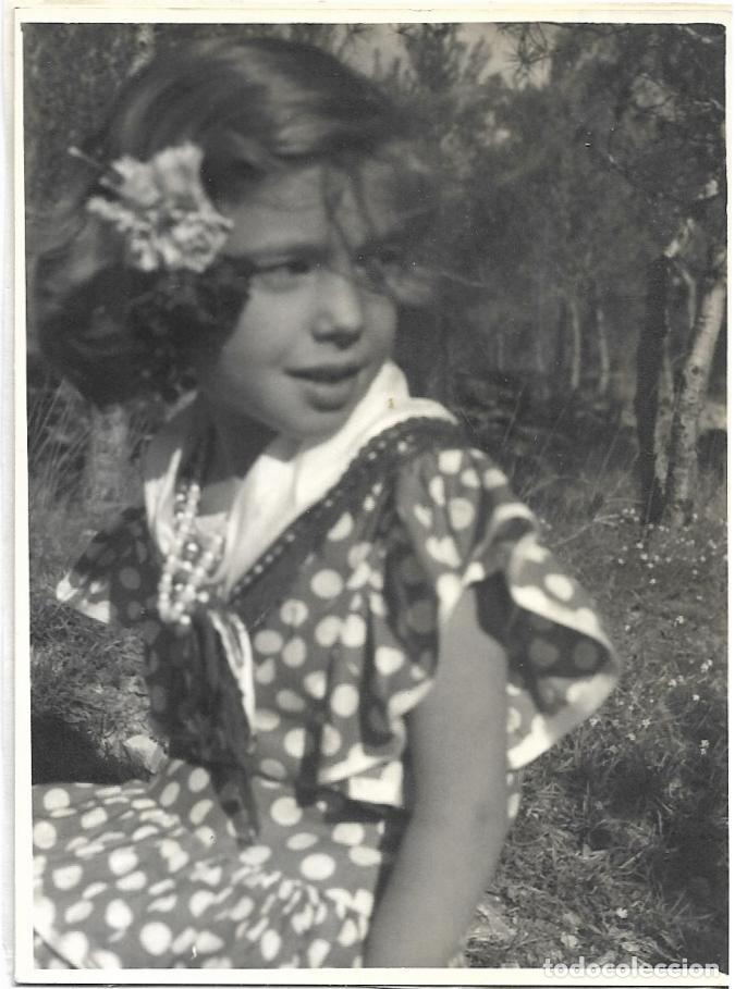 Photographie ancienne: == EE614 - FOTOGRAFIA - NI&Ntilde;A VESTIDA DE SEVILLANA