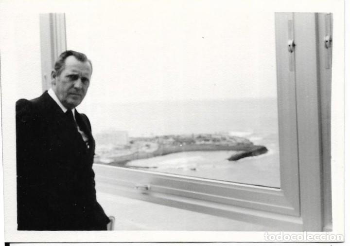 Antique Photography: == BB143 - FOTOGRAFIA - SE&Ntilde;OR JUNTO A UNA GRAN VENTANA