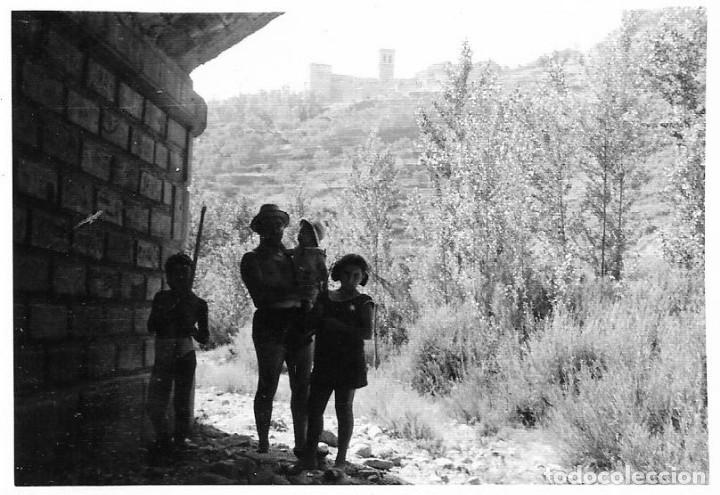 Fotografia antica: == RR191 - FOTOGRAFIA - GRUPO FAMILIAR EN EL CAMPO