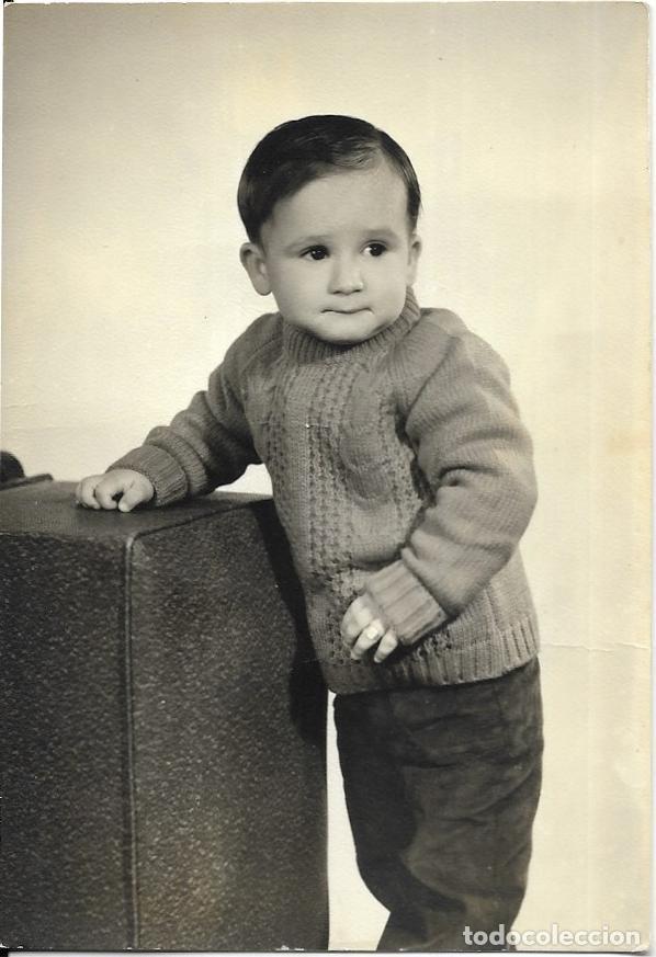 Alte Fotografie: == RR248 - FOTOGRAFIA - BONITO NI&Ntilde;ITO