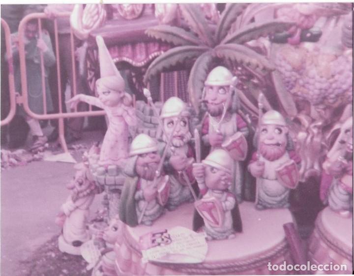 Alte Fotografie: :::: VF387 - FOTOGRAFIA - GRUPO DE NITOTS DE FALLA - FALLA INFANTIL PREMIO EXTRAORDINARIO 1983