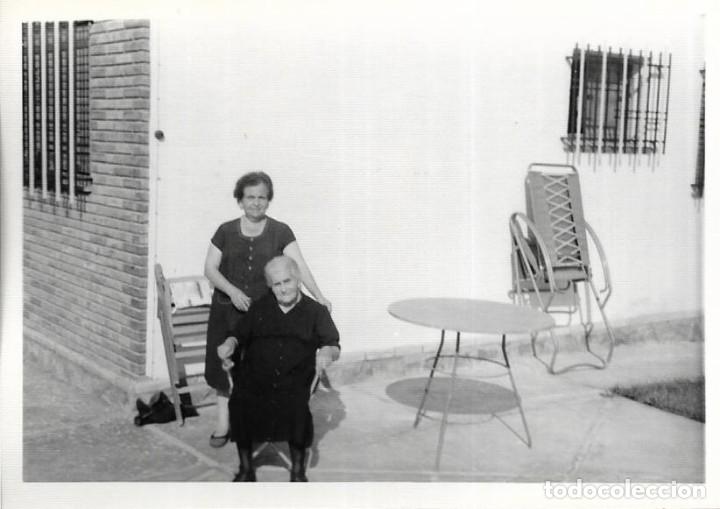 Alte Fotografie: == RR258 - FOTOGRAFIA - DOS SE&Ntilde;ORAS