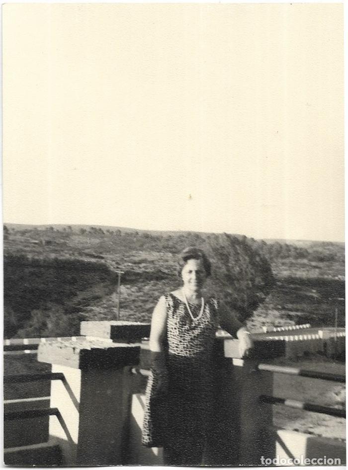 Fotografia antica: == RR478 - FOTOGRAFIA - SE&Ntilde;ORA EN UNA TERRAZA