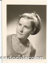 Alte Fotografie: *** D11 - 225 - FOTOGRAFIA PEQUE&Ntilde;O FORMATO - BONITA JOVEN - 6,3 X 4,8 CM.