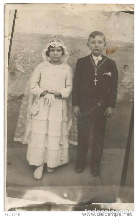 Alte Fotografie: == H283 - FOTOGRAFIA - PAREJITA DE PRIMERA COMUNION