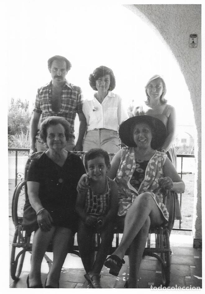 Alte Fotografie: == RR544 - FOTOGRAFIA - GRUPO DE AMIGOS