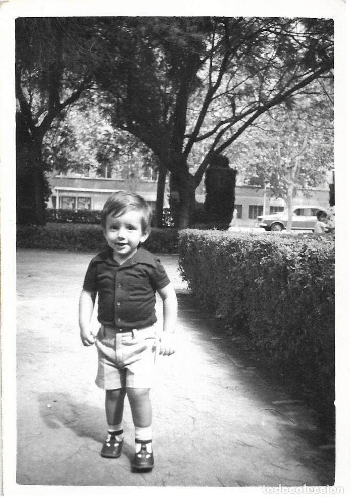 Alte Fotografie: == RR552 - FOTOGRAFIA - NI&Ntilde;ITO